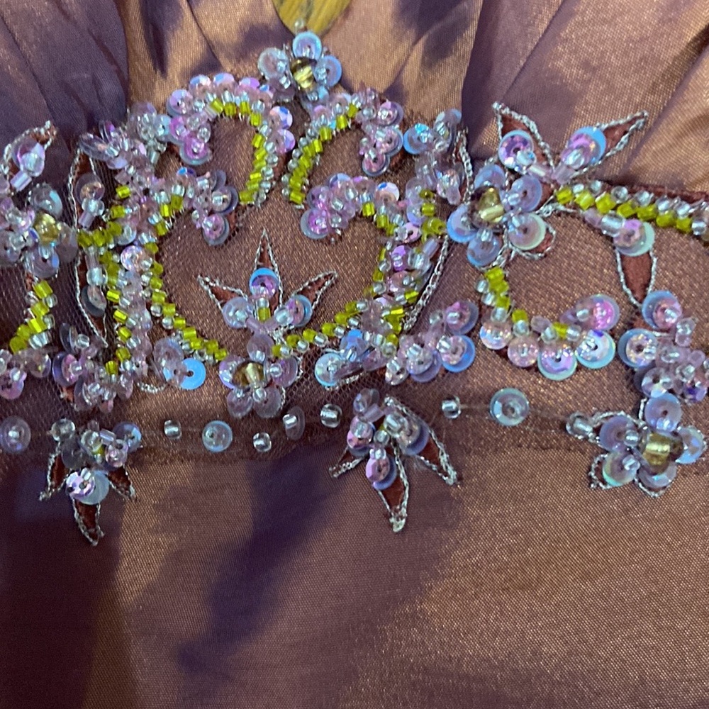 Dress - Picture 2 of 3
